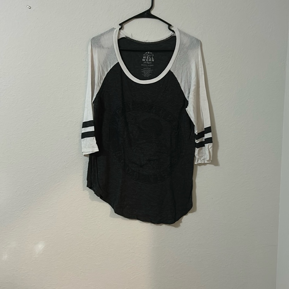 WELL WORN shirt, comfy, lightly used, Size:L